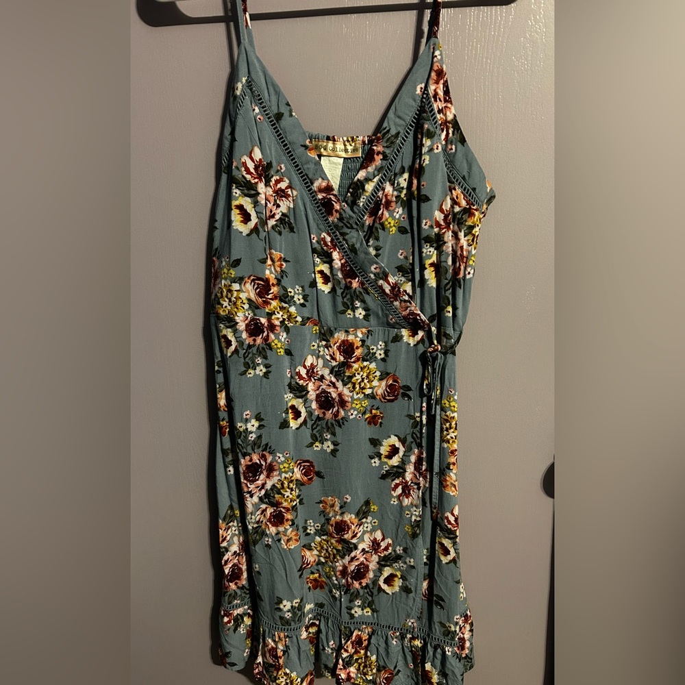 Blue floral dress with a v neck